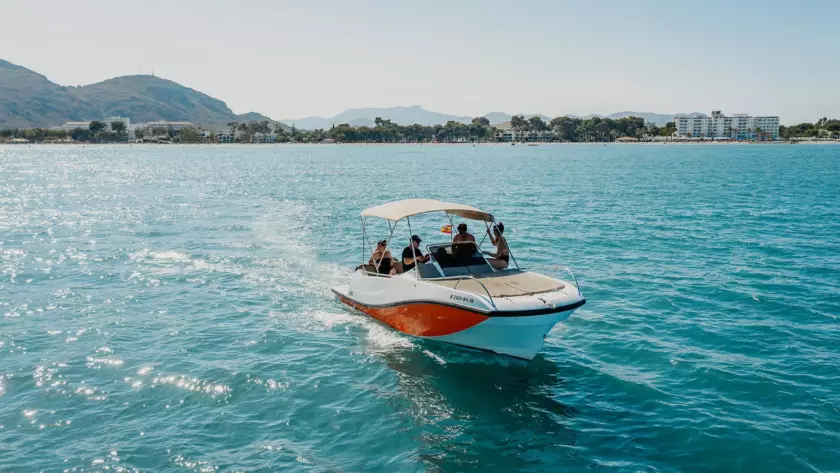 Alquilar un barco Mallorca V2 7.0